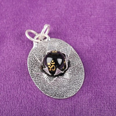 Round Black Onyx Om Gemstone 925 Silver Art Deco Engagement Boho Pendant Jewelry