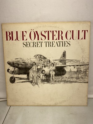 Blue Öyster Cult    Secret Treaties - 1974  Columbia  KC-32858 Rock Vinyl LP