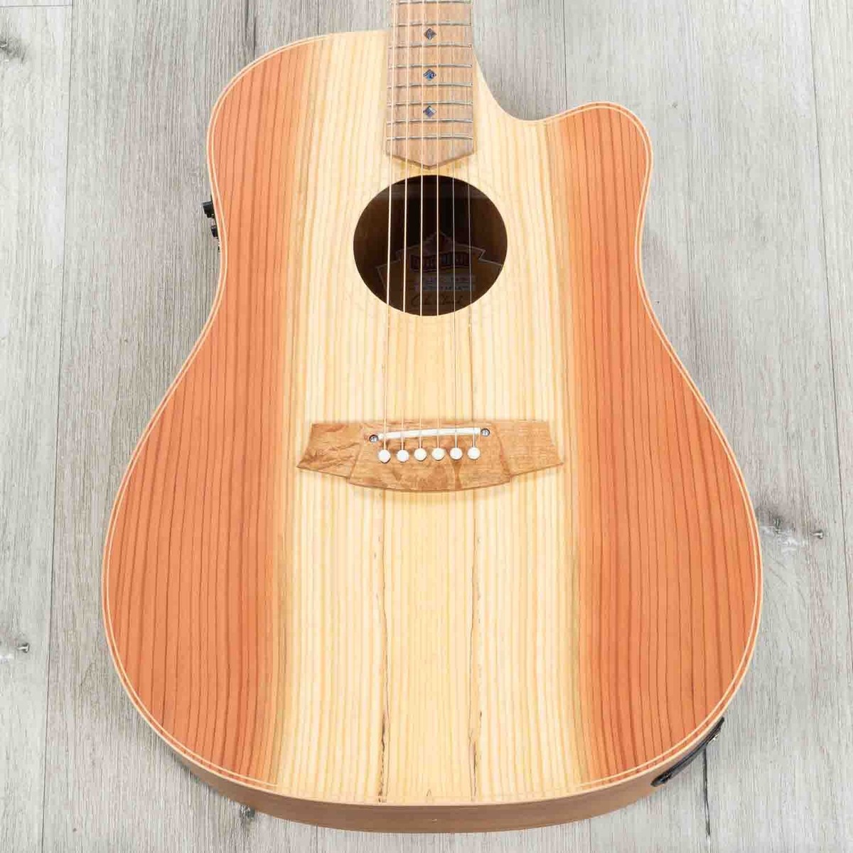 ギター UIUI ColeClark FL2EC RDBW FatLady2 ギター UIUI ColeClark FL2EC RDBW FatLady2 Cole Clark Fat Lady 2