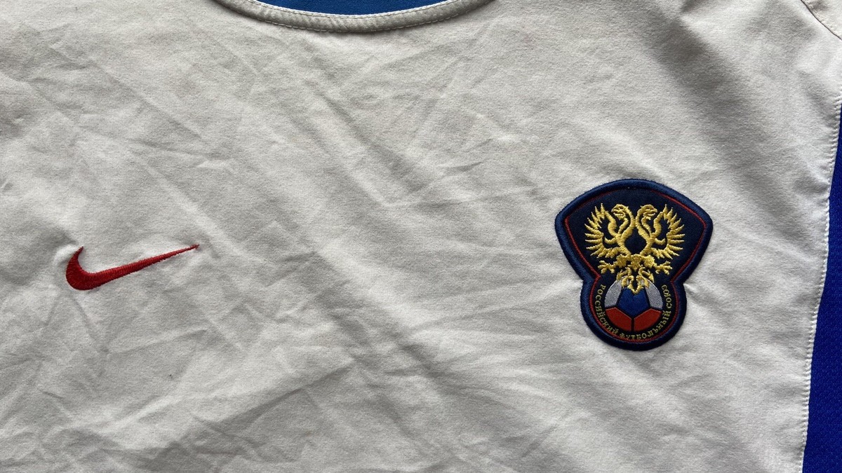 NIKE - 【中古 美品】ロシア代表 ユニフォーム 2002/03 ホーム用 NIKE - 【中古 美品】ロシア代表 ユニフォーム 2002/03 ホーム用