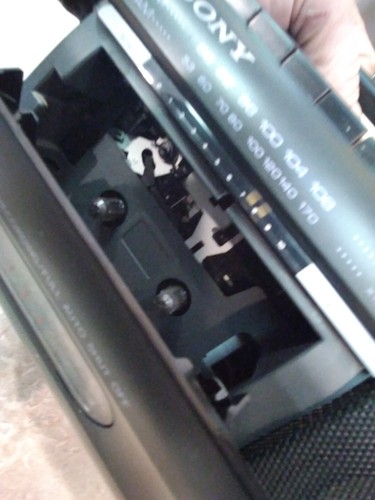 Vintage Retro Sony CFM-10 AM/FM Radio & Cassette Player Recorder Boombox Works - Picture 8 of 11