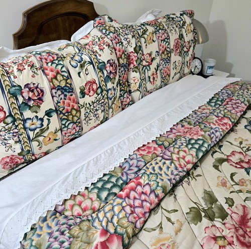 TWIN Sz RARE VTG Croscill Comforter & 2 Shams Dynasty Reversible Floral Retired - Picture 11 of 17