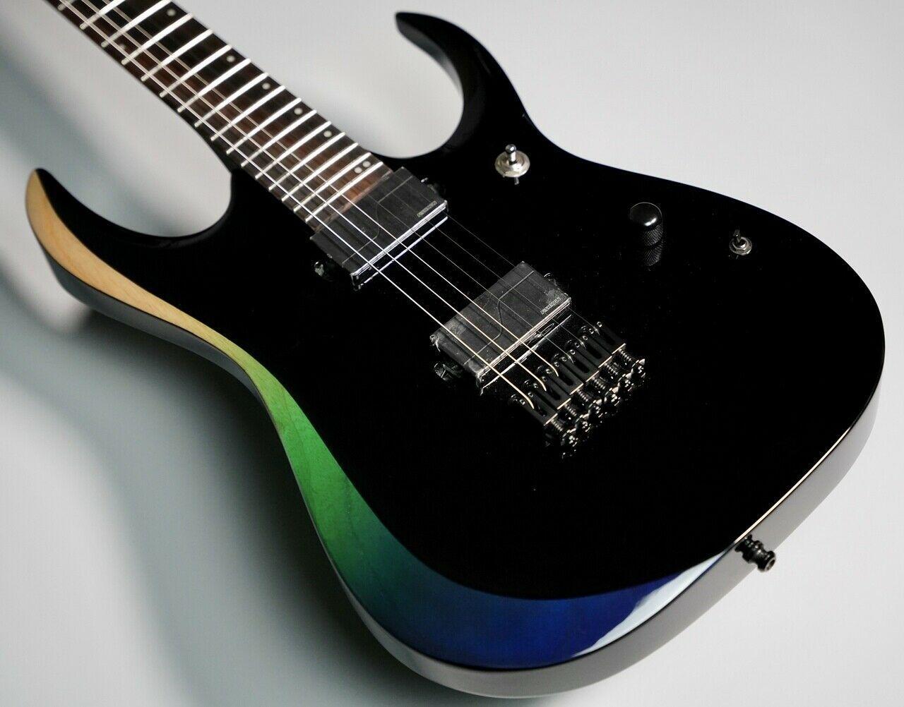 can you play electric guitar in the rain