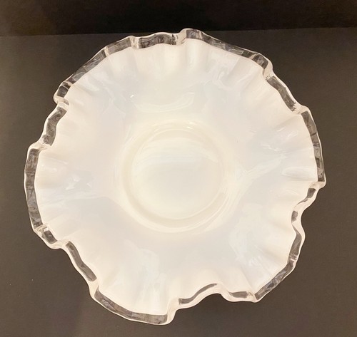 Fenton Glass Small Bowl Candy Dish White Milk Glass Silvercrest Ruffled 6 inch - Picture 4 of 6