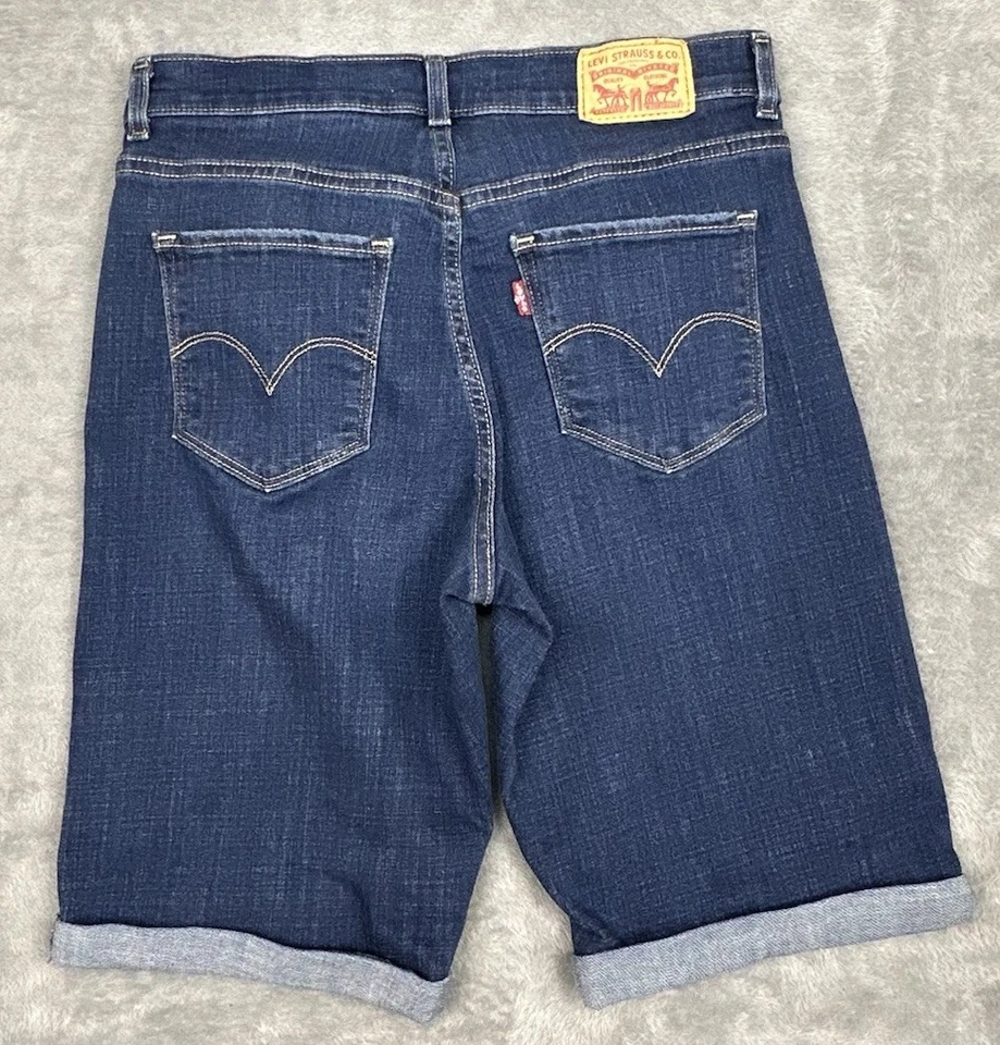Levis Shorts Womens 27 Blue Denim Classic Bermuda 28x9.5 Cuffed Stretch Beach - Image 4 of 4