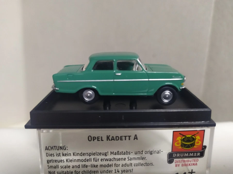 Opel Kadett A . Verde . Brekina 20307 . Escala 1/87 - Imagen 2 de 4