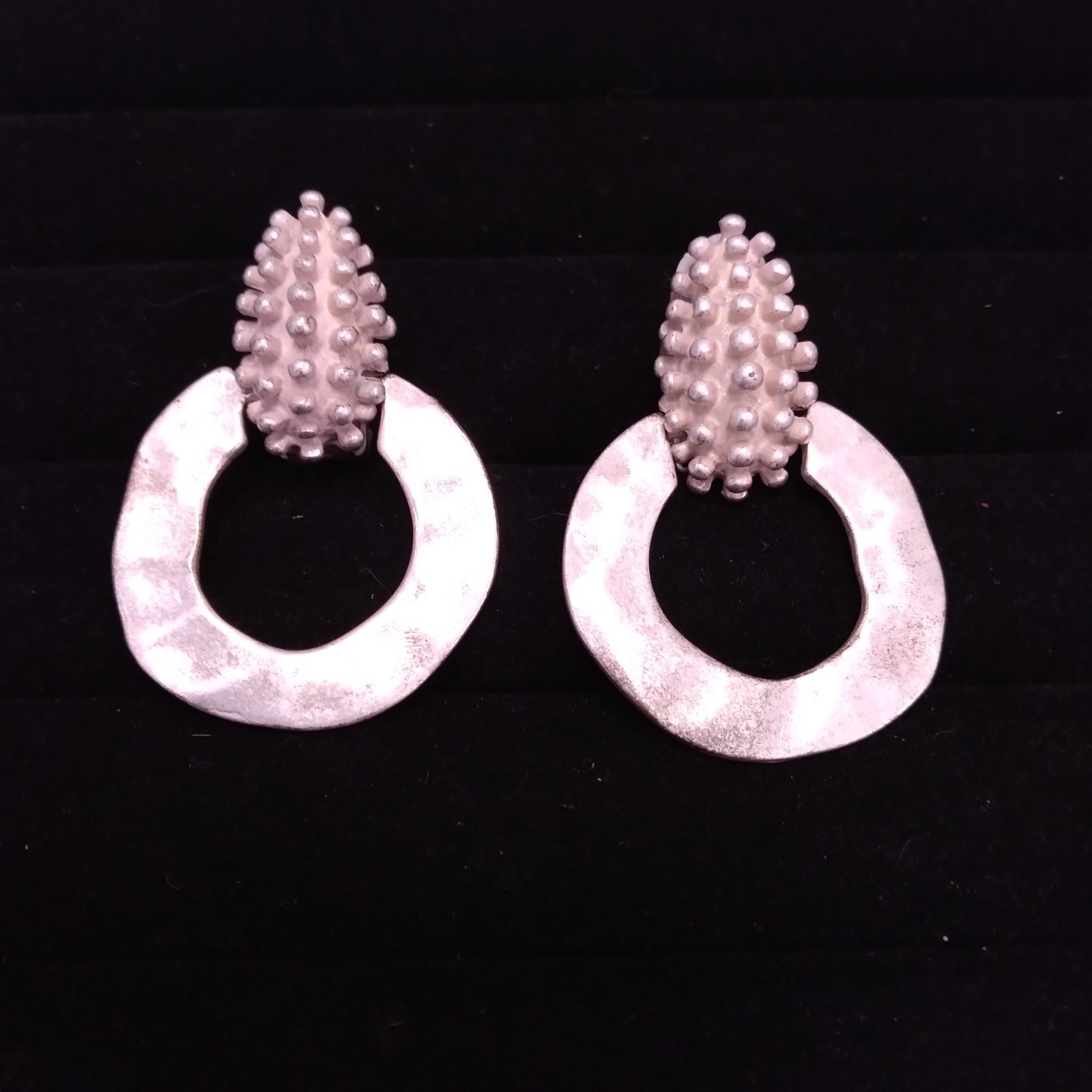 Silver Tone Chunky Circle Dangle Earrings Clip-On - image 1