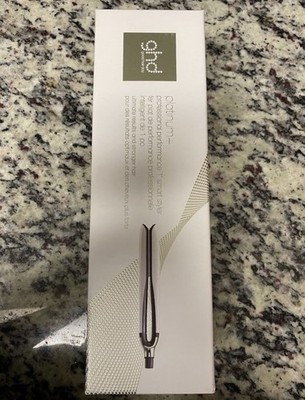 ghd platinum+ Professional Performance Smart Styler Hair Straightener White