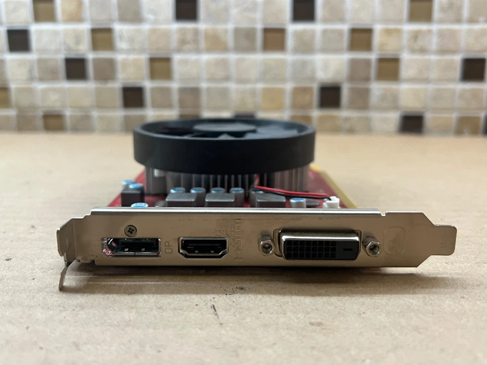 HP Nvidia GTX 1050 2GB GDDR5 PCIE DVI/DP/HDMI 918162-001 Graphics Card - Image 3 of 4