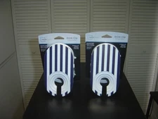 New Mainstays Drink Clip Holder (2) Beach Lounge Chair Clip Blue White Stripe