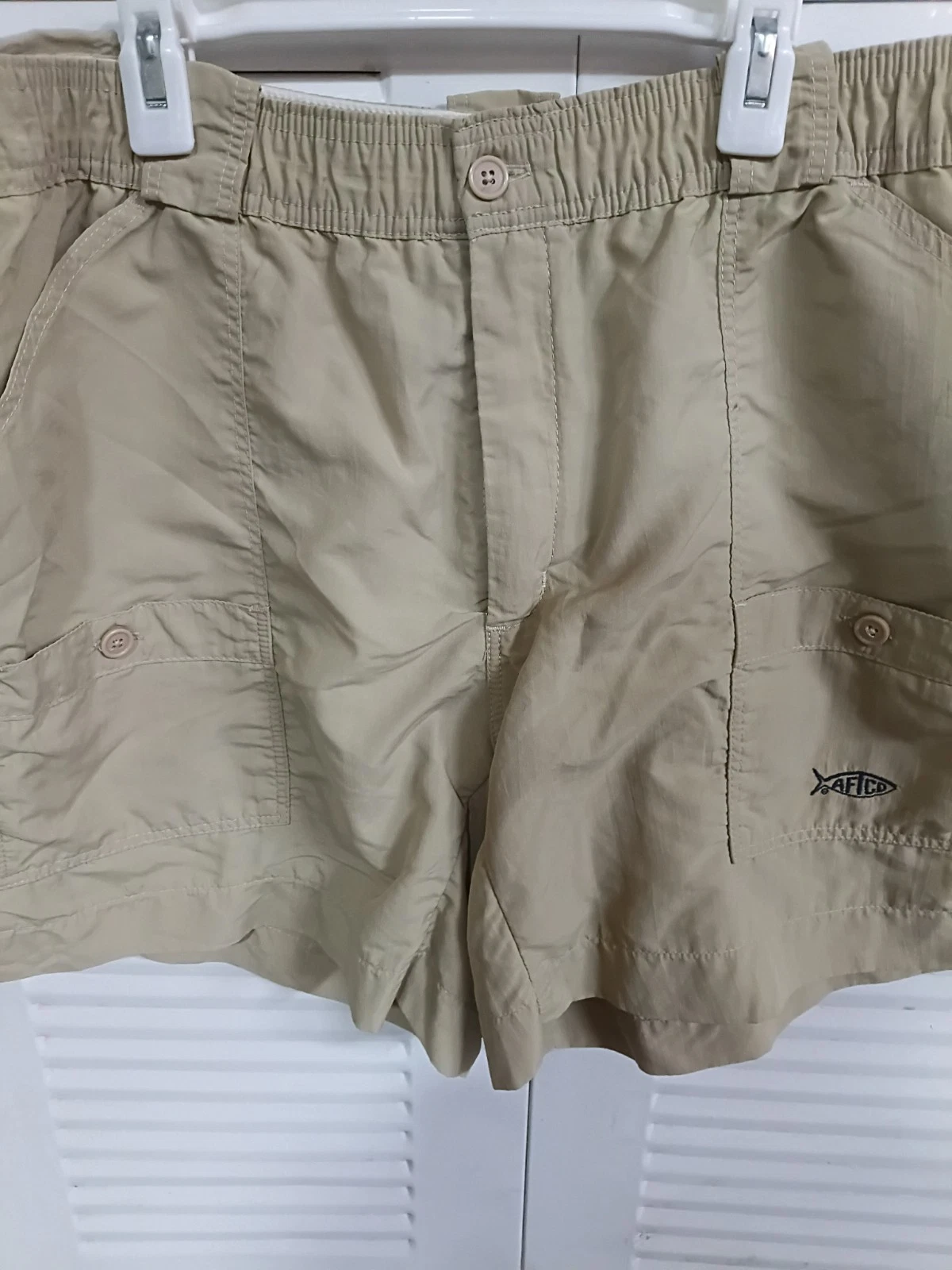 Blue Water Men's Beige Cargo Fishing Shorts Solid Elastic Waist 36" Waist
Opens in a new window or t