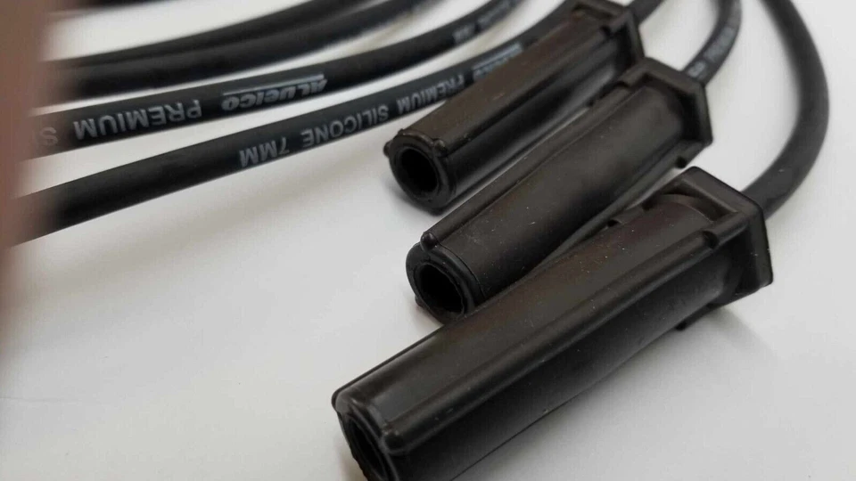 Juego de 8 cables de bujía 708S AC Delco nuevos para Chevy Olds Chevrolet Camaro Foto 4 de 4