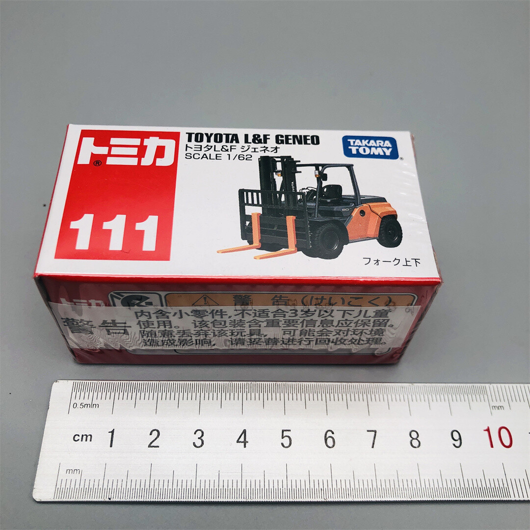 TOMO1114 Tomica 111 1/62 Toyota L&F Geneo Model New Tomy Takara Gift