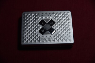 【ジャンク】SONY カセットWALKMAN WM-EX610 WM-EX655 ジャンク】SONY カセットWALKMAN WM-EX610 WM-EX655 - メルカリ
