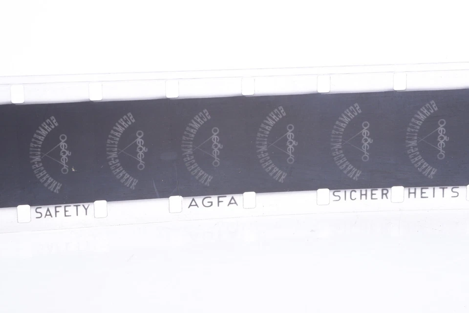 ✅ MARTEN TOONDER 16 ММ TOM PUSS *UND DAS GEHEIMNIS DER GROTTE DER ZAUBERER* ПЛЕНКА - Изображение 3 из 4