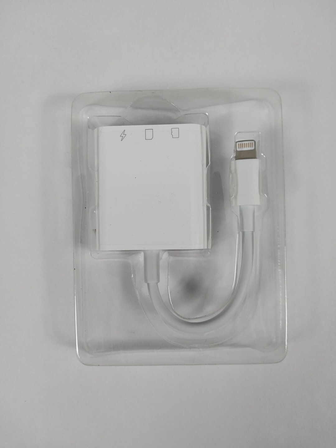 SD Card Reader for iPhone iPad,Oyuiasle Trail Game Camera SD Card Viewer-image