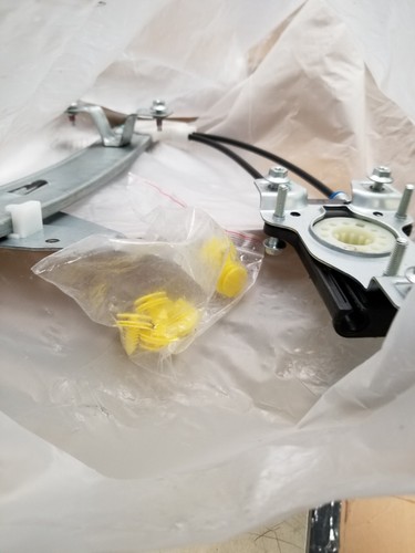 WAI WPR0065LB Window Regulator For 97-05 Buick Oldsmobile Century Intrigue Regal - Picture 4 of 4