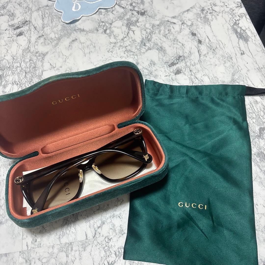 Gucci Tortoiseshell Pattern Sunglasses Interlocki… - image 1