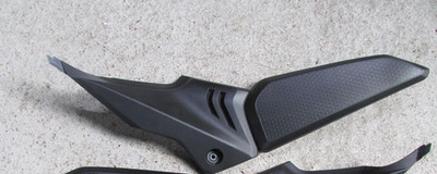 Honda CBR650R 2022 side cover panel right side 83511 MKY D500