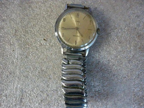 VINTAGE TIMEX MECHANICAL WATCH MENS SILVER TONE WATERPROOF FOR PARTS REPAIR