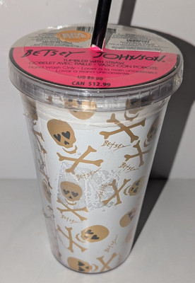 Betsey Johnson Cold Drink Tumbler Cup With Skull & Cross Bones Print W/Straw New
