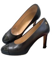 Chanel Pumps Gold CC Logo Leather Patent Black Women's Size EU35/US5