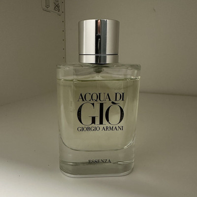 Giorgio Armani Acqua Di Gio Essenza Eau de Parfum Herren 60 ml