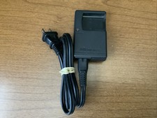 Nikon MH-63 Camera Charger for EN-EL10 Battery Coolpix S200 S210 S230 S500 OEM