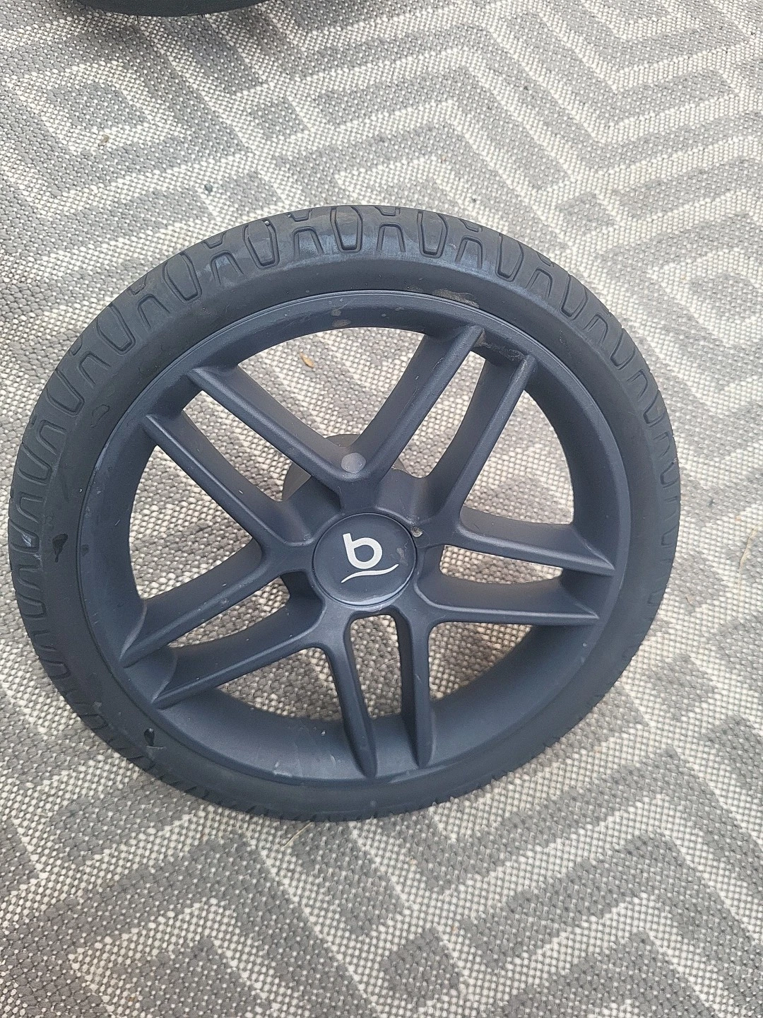 Britax B-Free 4 Replacement Wheel Rear Unit X1 Clean Parts
