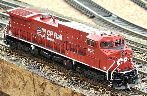 OVERLAND MODELS - SCALA N - ART.  2882.1 - AC4400 - OTTONE - OTTIME CONDIZIONI. | Zustand: Usato