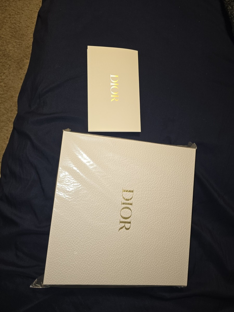 NEW Christian Dior Puzzle Around the World 500 Piece