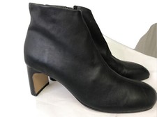 Rag Bone Women's Black Leather Side Zipper Ankle Boots Size EUR 37 / US 7