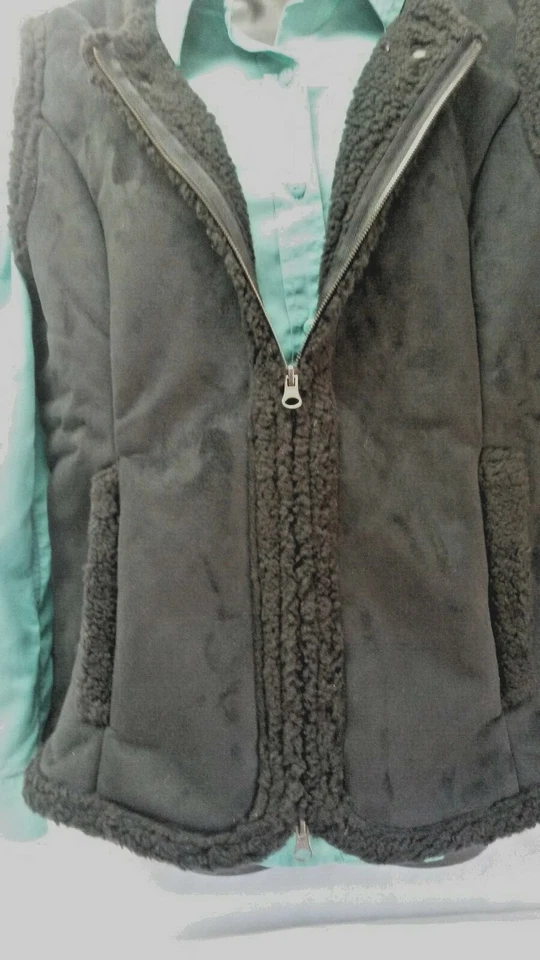 Chaleco Sherpa "Hot in Hollywood", imitación cuero y piel en negro talla XL Foto 4 de 4