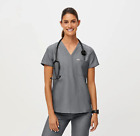 Figs Catarina One-Pocket Scrub Top in Graphite Gray size Women's Medium Regular