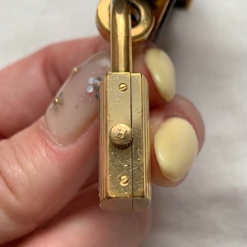 HERMES Kelly Watch Gold Dial Green Belt Quartz Working Women's Authentic used - Picture 3 of 10