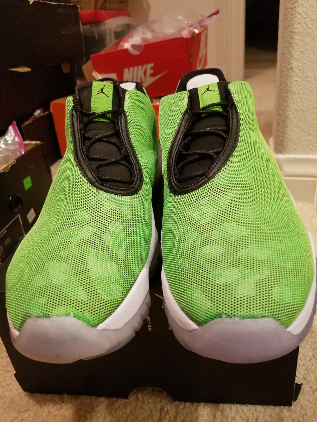 jordan future green