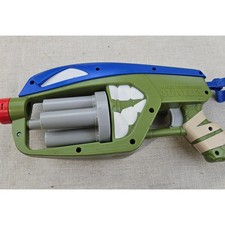 Teenage Mutant Ninja Turtles Dart Blaster Toy Green Blue Red 2015 Playmates