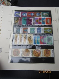 303044 / KUNST MNH CHINA TAIWAN LOT