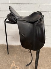 Albion SLK Dressage saddle 17.5 inch MW good condition - one owner from new