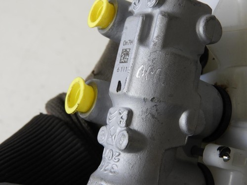 HOOFDREMCILINDER Peugeot 208 II (UB/UH/UP) 1643581380 - Afbeelding 1 van 3