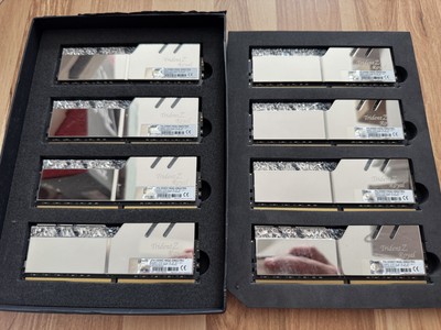 G.SKILL 256GB（8x 32GB）Trident Z Royal箱付き 【公式通販】