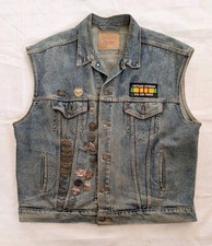 vintage 90's Levi's denim vest Sturgis pins and Harley Davidson patches XL