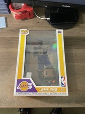 Funko POP! #02 LEBRON JAMES Trading Cards Vinyl Figure LA Lakers Panini Prizm