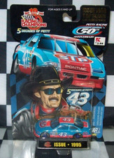 RICHARD PETTY 43 1995 NASCAR RACING CHAMPIONS 1/64 DIECAST CAR 19,043 MADE