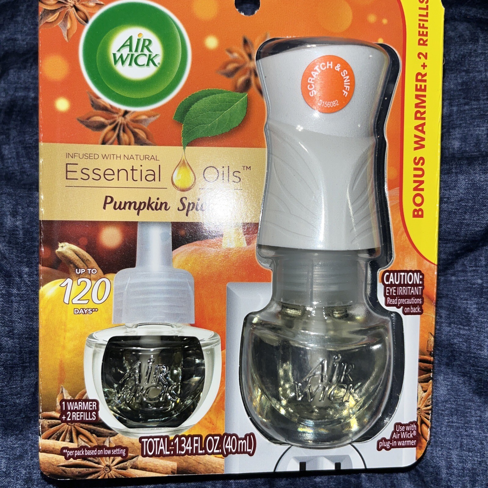 Air Wick Essential Oil Pumpkin Spice PlugIn Starter Kit (Warmer + 2