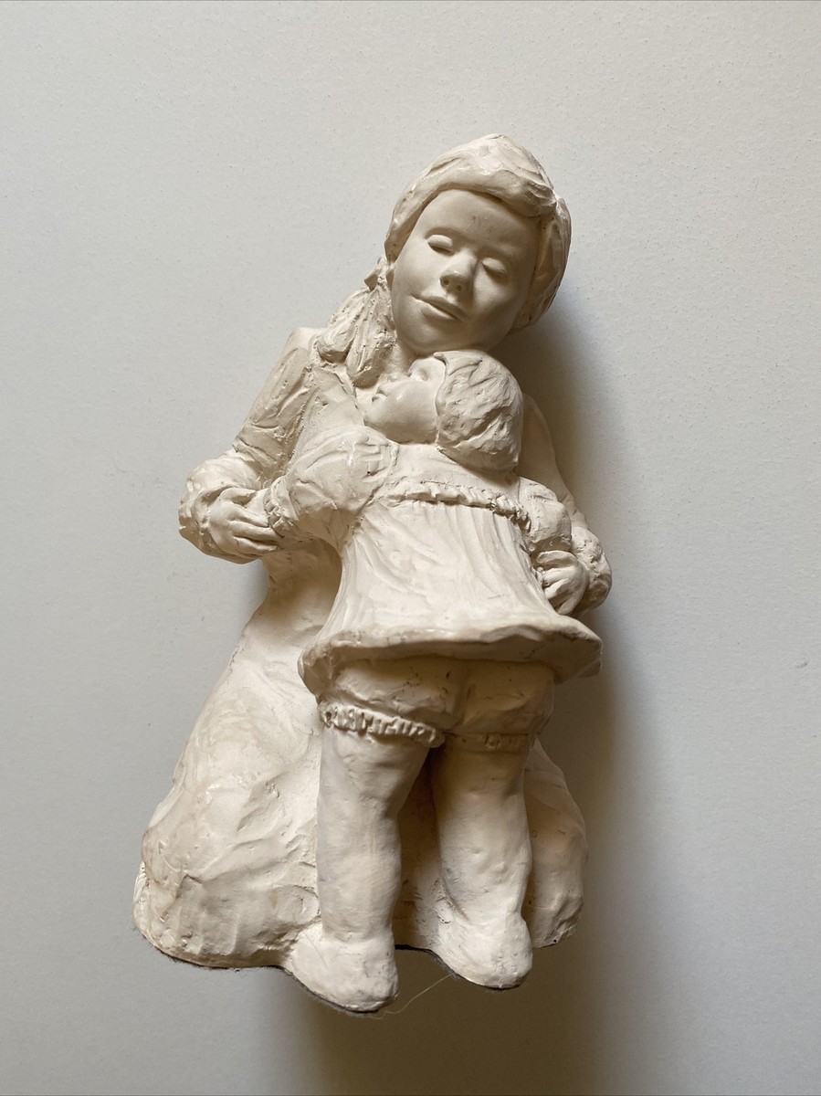 Austin Sculpture Bright Eyes Collection 