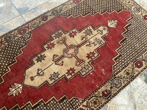 Pre 1980’s ANTIQUE ANATOLIAN FARMHOUSE RUG - GEOMETRIC TRIBAL TURKISH VINTAGE - Picture 4 of 12