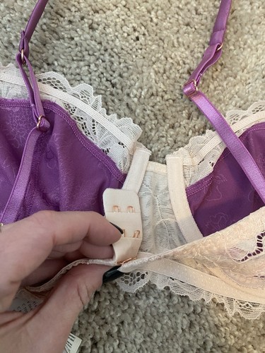 Free People Intimately Spring Fling Underwire Bra Lace Purple White NWT 32 C - Picture 6 of 9