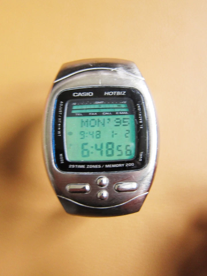 Reloj digital retro CASIO [1650] Hotbiz HBZ-110 (HECHO EN JAPÓN) RARO Foto 2 de 4