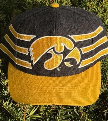 Vintage Iowa Hawkeyes Apex One Wrap Around SnapBack Hat Cap Wool NCAA 90s